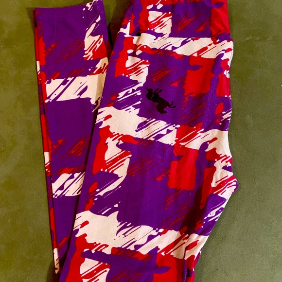 Purple and pink checkered leggings - Picture 1 of 1